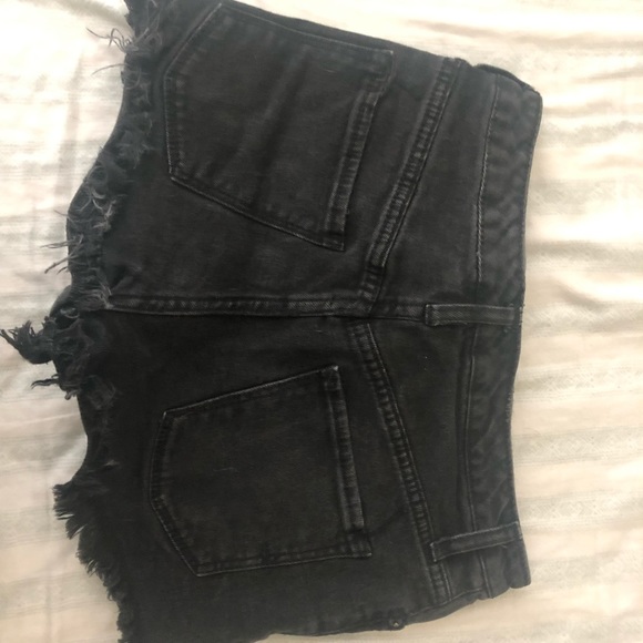 Black ripped jean shorts - Picture 2 of 3